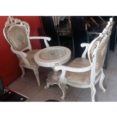 QUALITY DESIGNED ROYAL WHITE CHAIRS & TABLE - AVAILABLE (MOBIN) QUALITY DESIGNED ROYAL WHITE CHAIRS & TABLE - AVAILABLE (MOBIN) - DELUXE.COM.NG