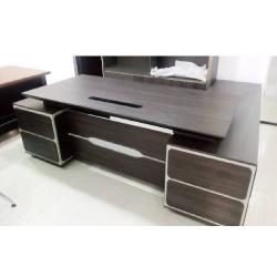 QUALITY DSEIGNED 2.4 METER BROWN OFFICE TABLE - AVAILABLE (ARIN) - deluxe.com.ng