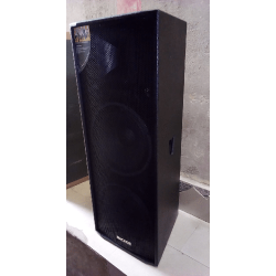 MACKKIE 1 PAIR SINGLE SPEAKER - MA3000 VIP - deluxe.com.ng