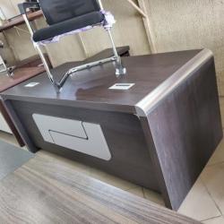 1.8 METER COFFEE BROWN OFFICE TABLE  (DOFU)