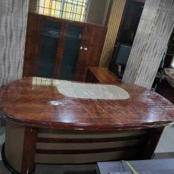 QUALITY DESIGNED BROWN OVAL OFFICE TABLE  WITH CABINET & DRAWERS- AVAILABLE (AUFUR) - deluxe.com.ng