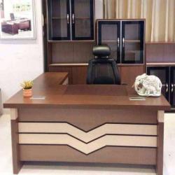 BROWN & CREAM OFFICE TABLE WITH EXTENSION (OFU)