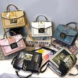 LUXURY WOMEN'S HAND BAG - deluxe.com.ng