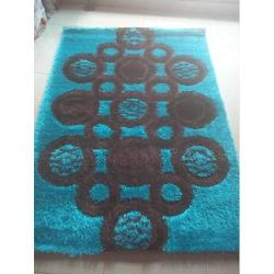 V I P RUG - deluxe.com.ng