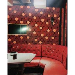 EXCLUSIVE RED DESIGN WALL DECOR